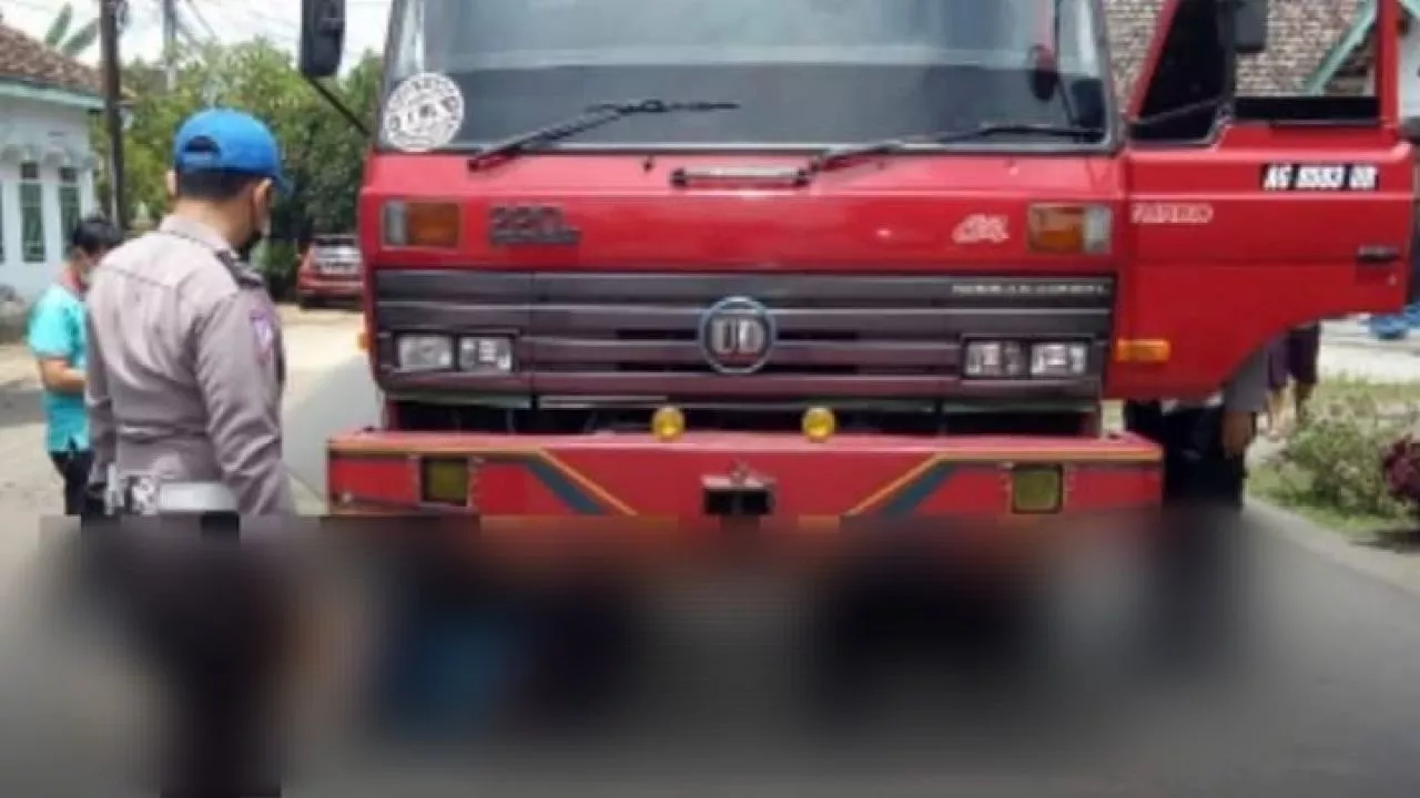 Laka di Jalan Raya Dermojayan Srengat Blitar, Korban Tewas di Tempat