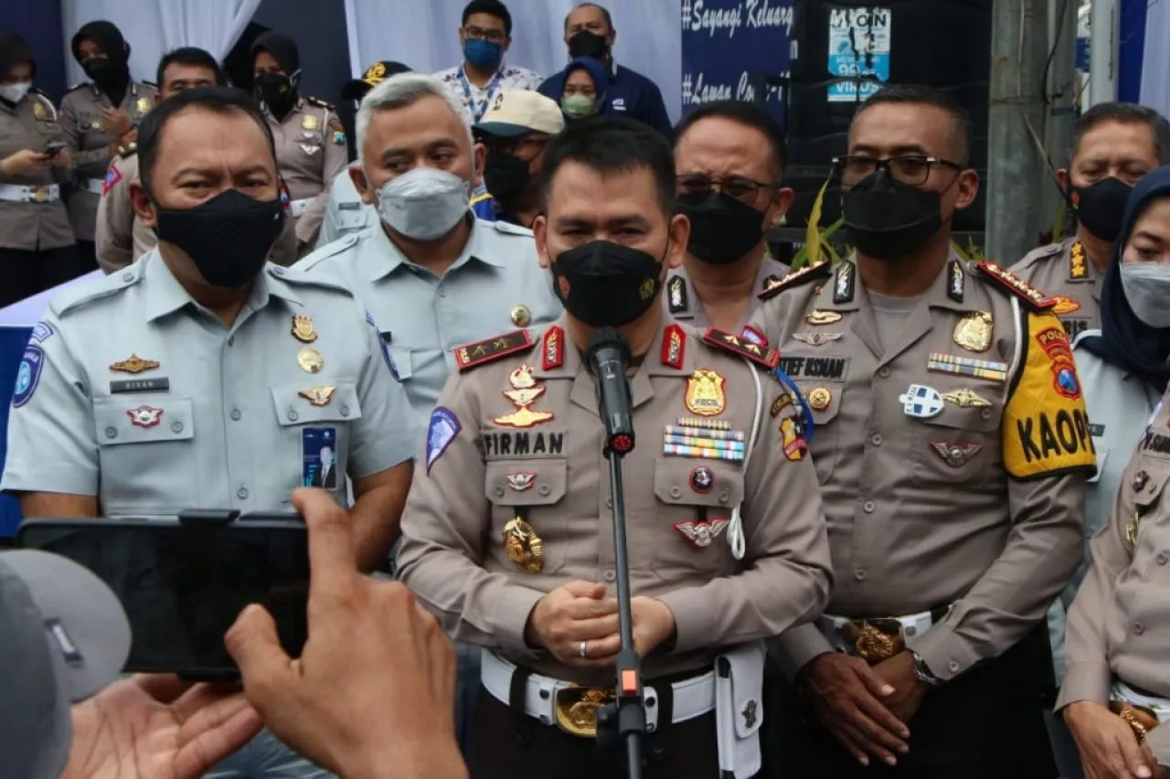 Nyetir Mobil Sendiri, Kakorlantas Polri Cek Jalur Mudik Trans Jawa
