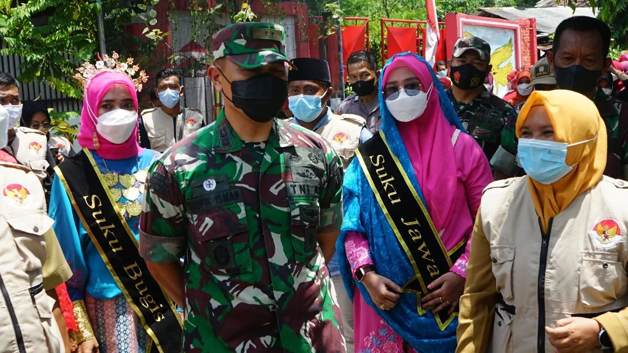 Dandim Gresik Terpesona Kampung Pancasila di Dusun Sekarputih