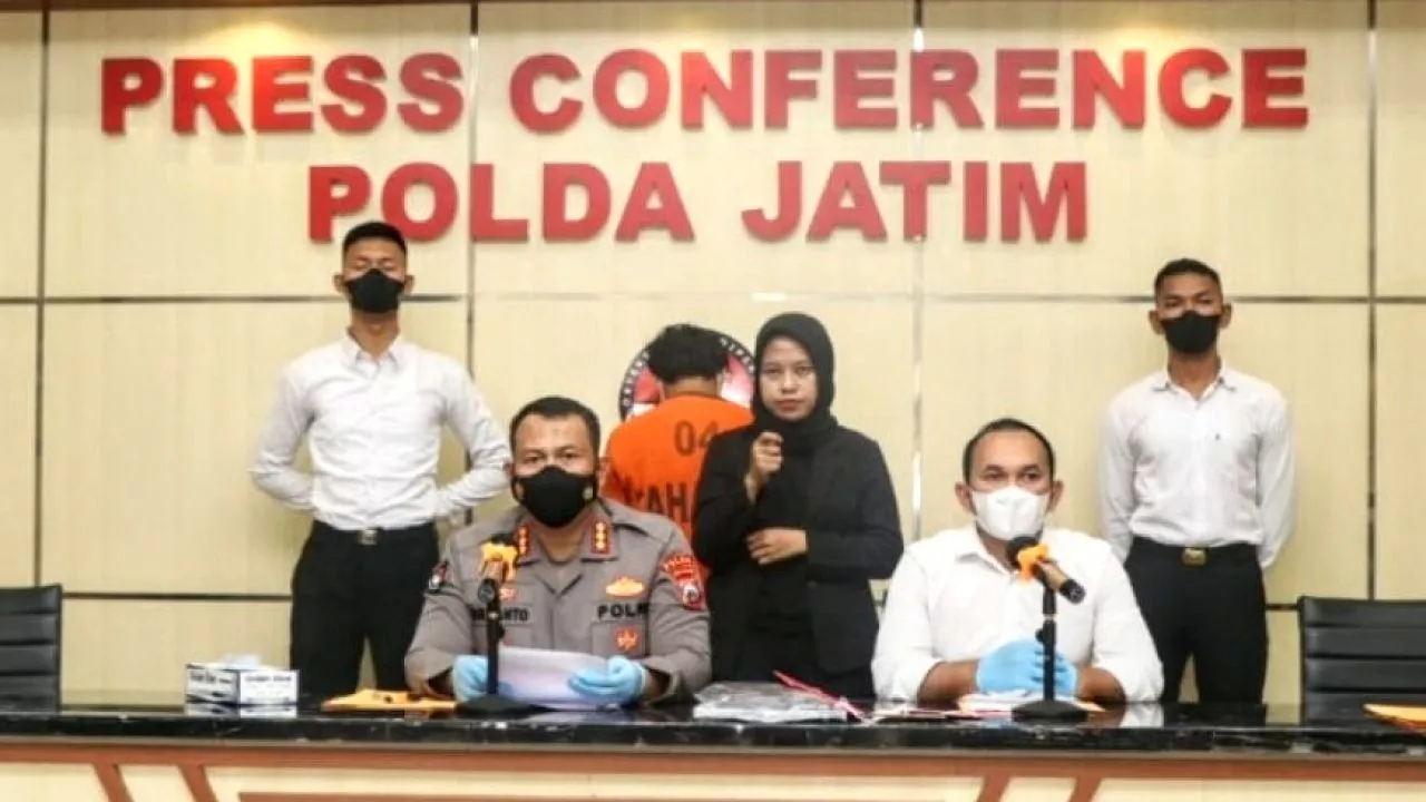 Dua Terduga Pengedar Narkoba Diamankan Ditresnarkoba Polda Jatim