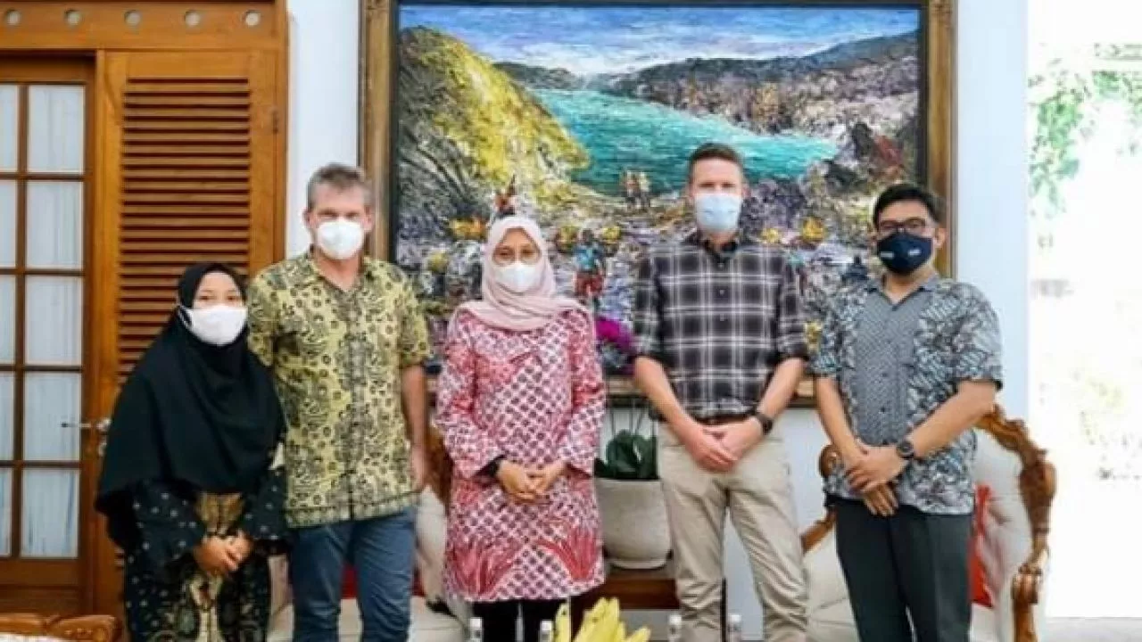 Dukung Pengelolaan Sampah di Banyuwangi, Dubes Norwegia Temui Ipuk