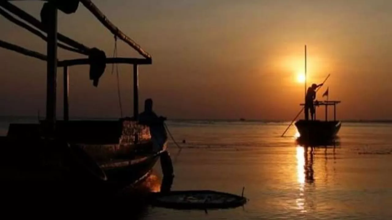Gunakan Mini Trawl, Kapal Nelayan di Lamongan Diamankan Polisi