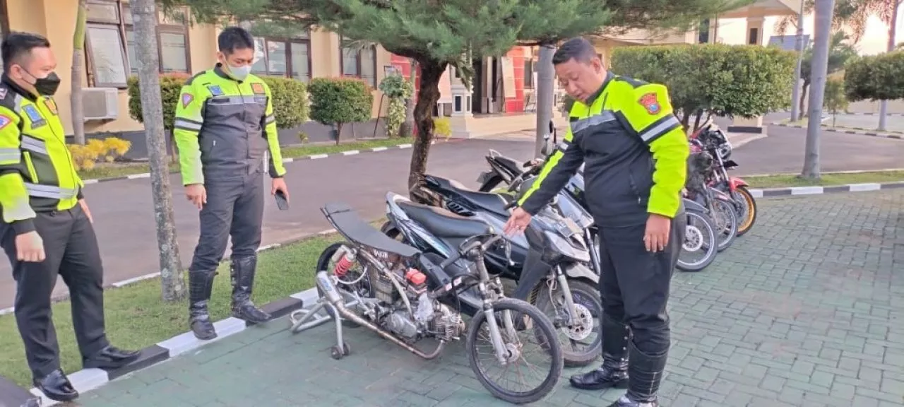 Antisipasi Kenakalan Remaja, Satlantas Polres Magetan Gagalkan Balap Liar