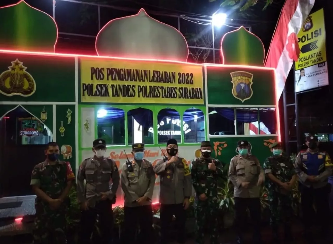 Danramil dan Kapolsek Tandes Kompak Pantau Pospam Lebaran