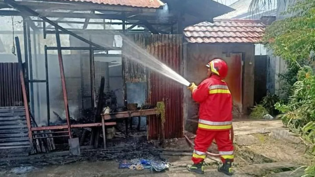 Sebuah Gudang di Aceh Besar Hangus Terbakar, Beruntung Tak Ada Korban Jiwa
