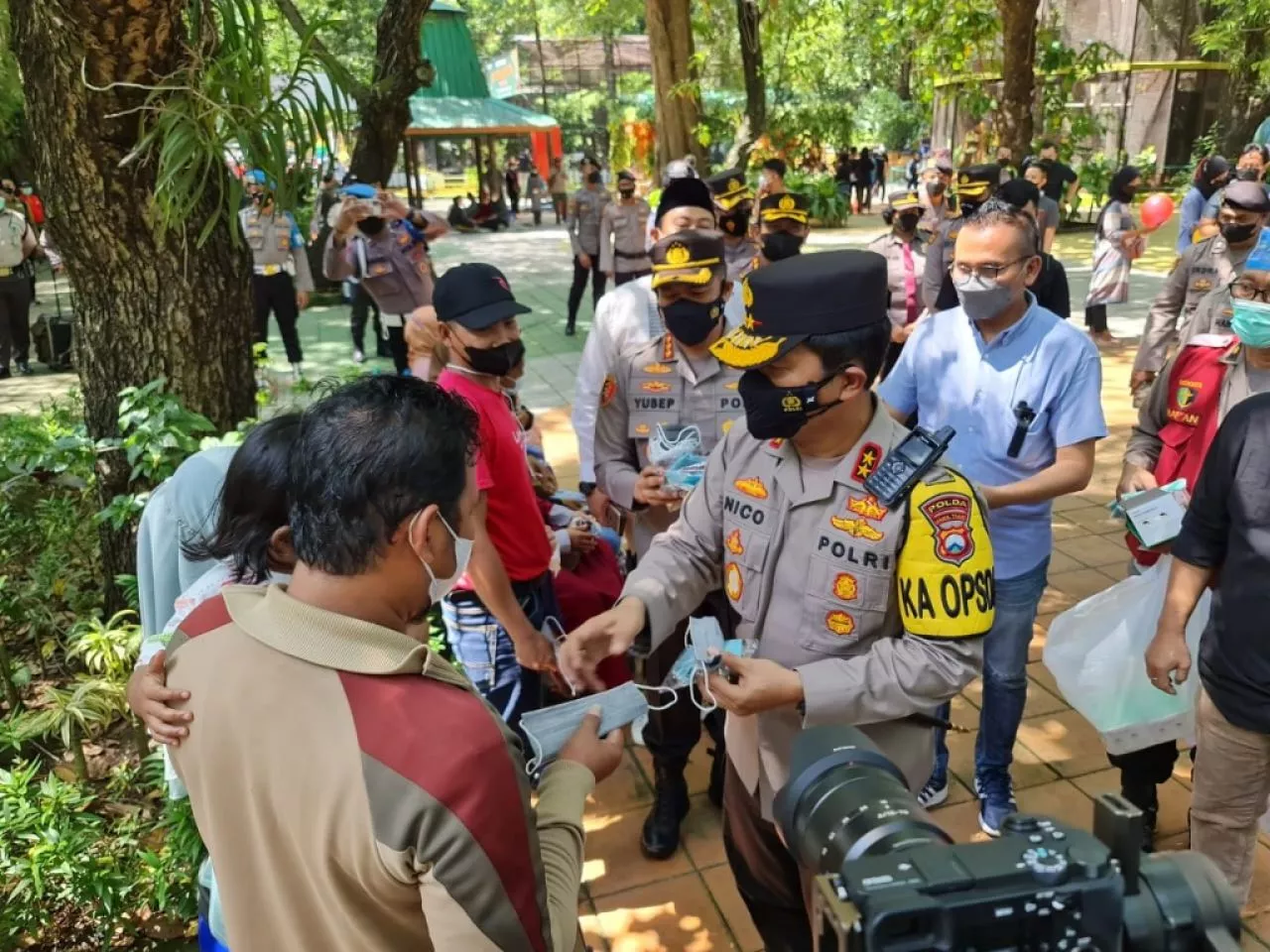Libur Idul Fitri 1443 H, Kapolda Jatim Cek Prokes di Tempat Wisata