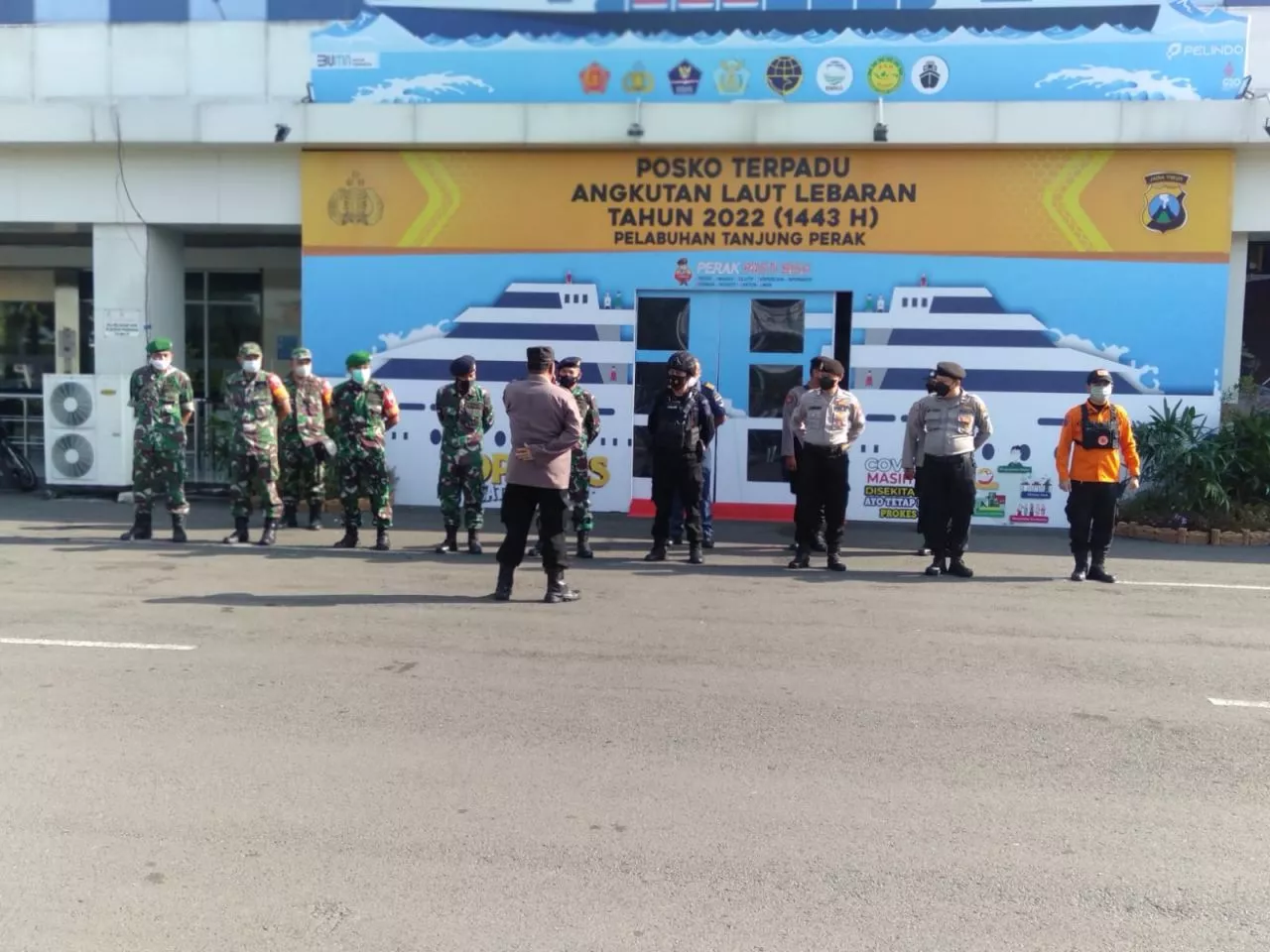 Koramil Pabean Cantian Serta Stakeholder Berikan Rasa Aman Dan Pelayanan Mudik Lebaran
