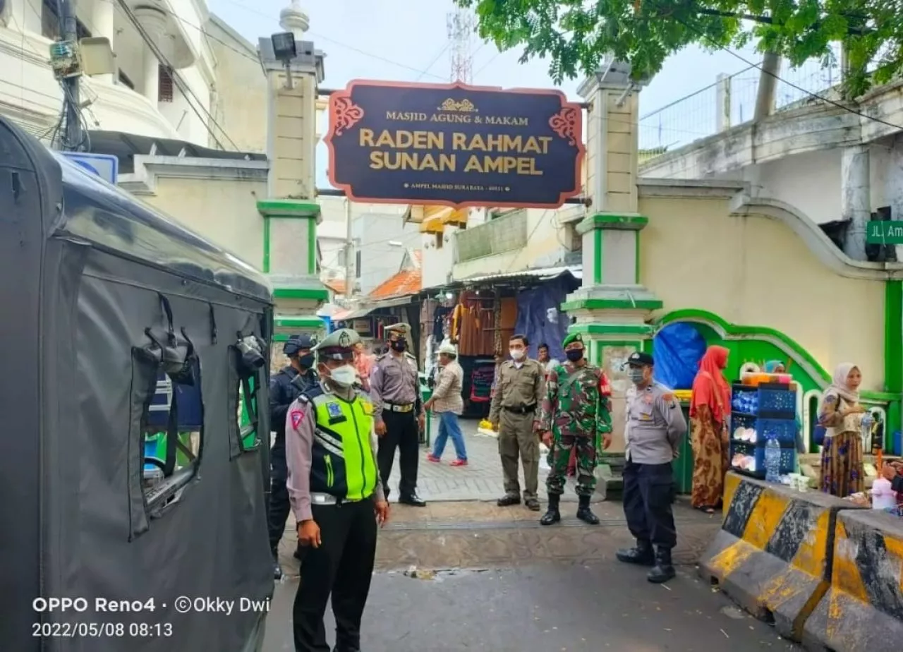 Ciptakan Situasi Kondusif di Wisata Religi Sunan Ampel