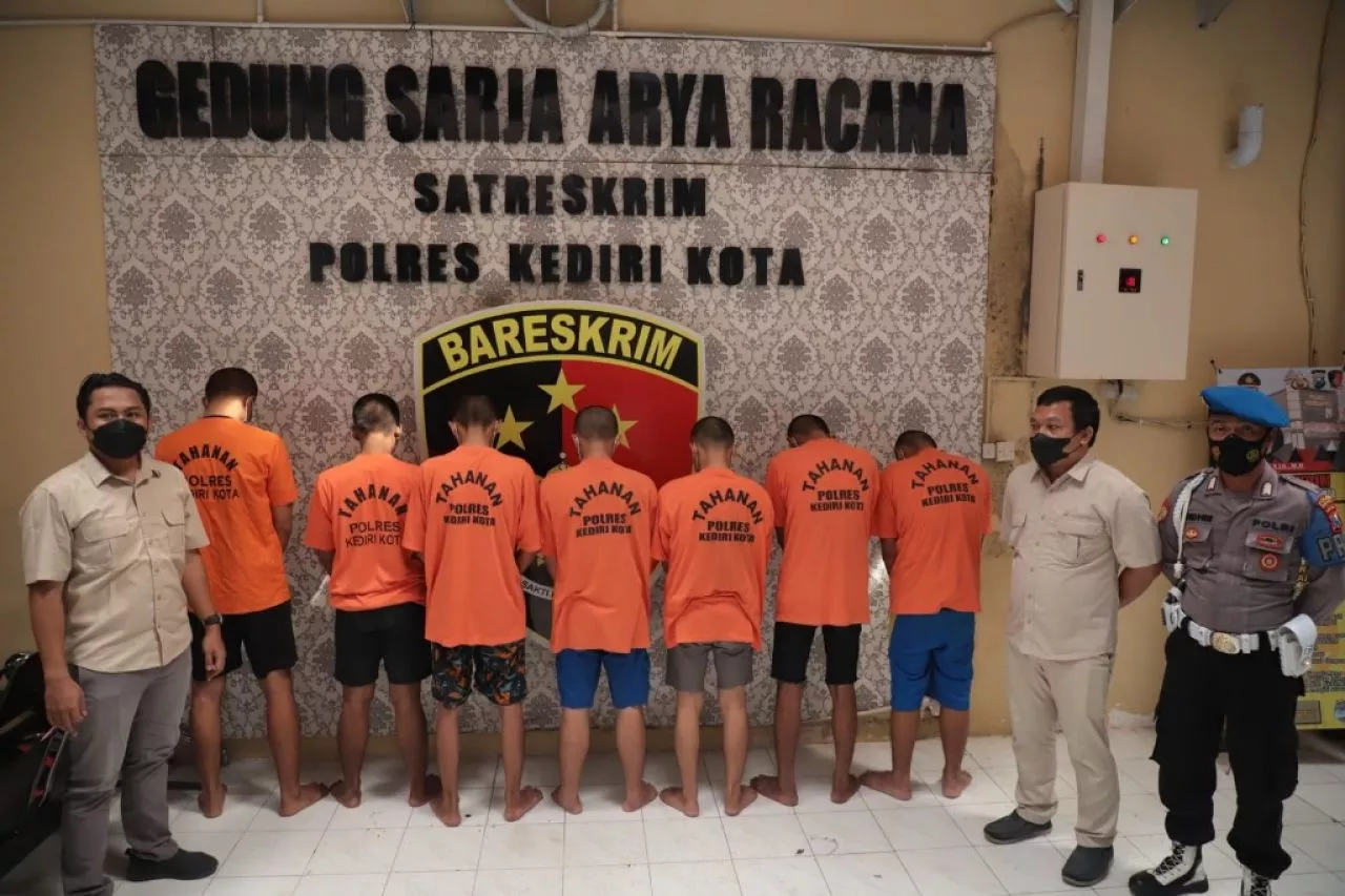 9 Pelaku Pengeroyokan Berhasil di Ringkus Sat Reskrim Polres Kediri Kota