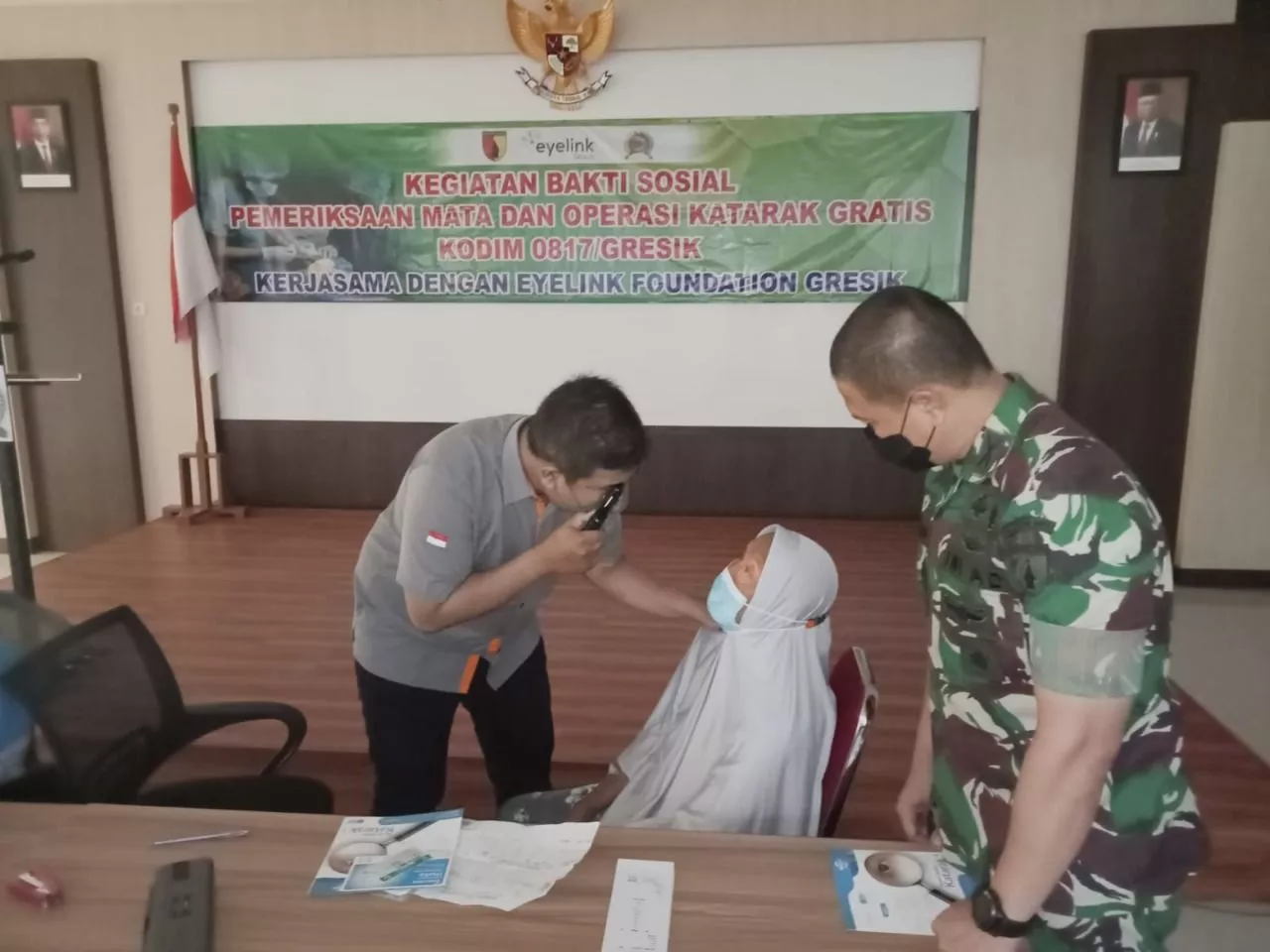 Gresik Gelar Pemeriksaan Mata dan Operasi Katarak Gratis