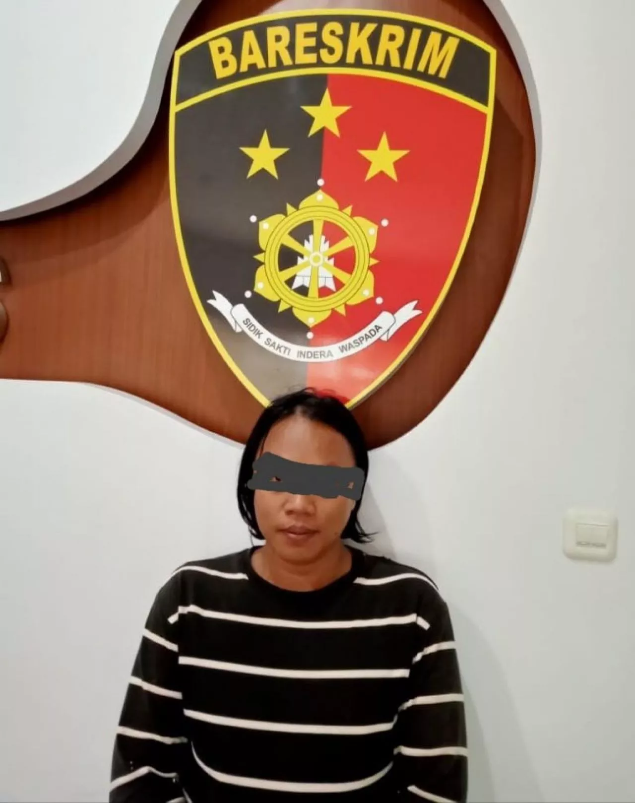 Fantasi Sex, Warga Gubeng Jual Istri Ditangkap Polisi