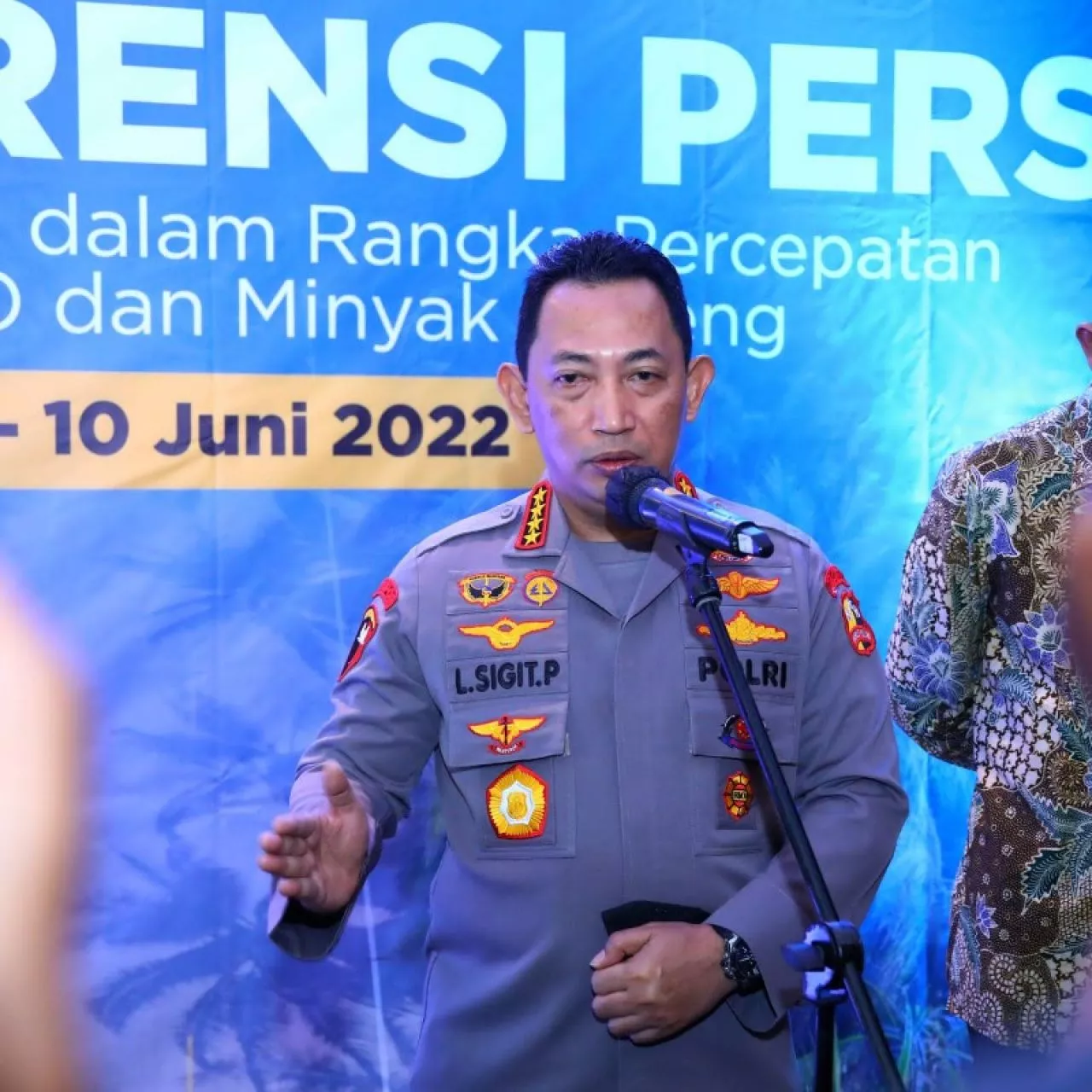 Pastikan Ketersediaan dan Harga Minyak Goreng Teratasi, Polri Awasi 17 Ribu Pasa