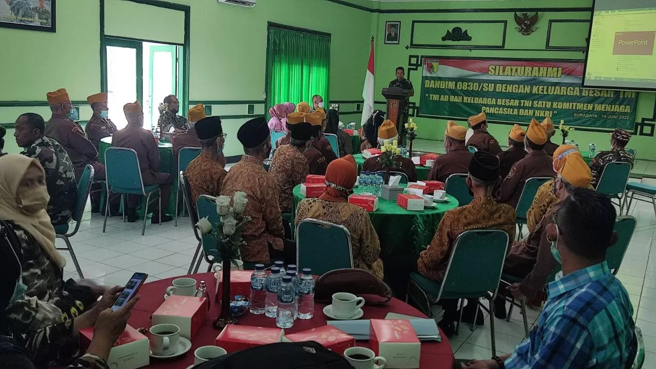 Silaturahmi Dandim 0830 Bersama Keluarga Besar TNI, Komitmen Jaga Pancasila