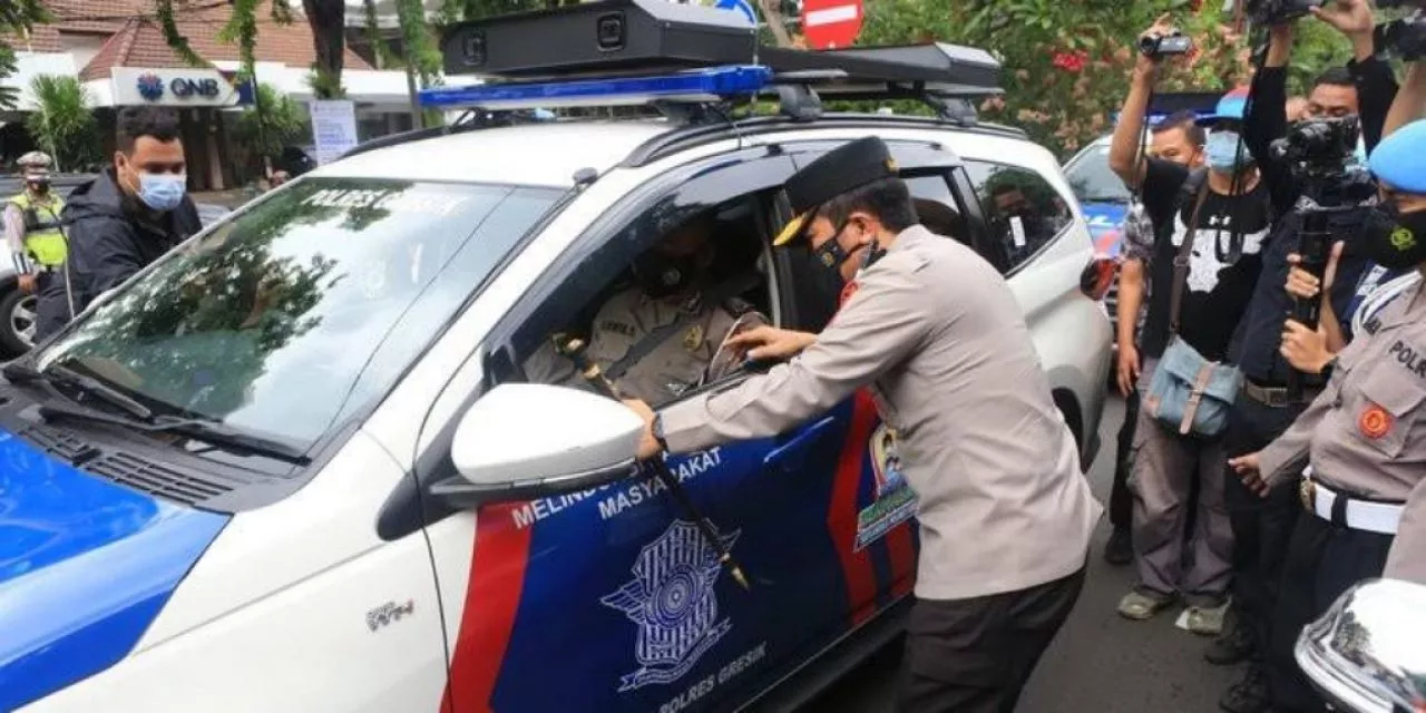 Berikan Penjelasan Mobil INCAR Satlantas Polres Tuban Masuk Pedesaan