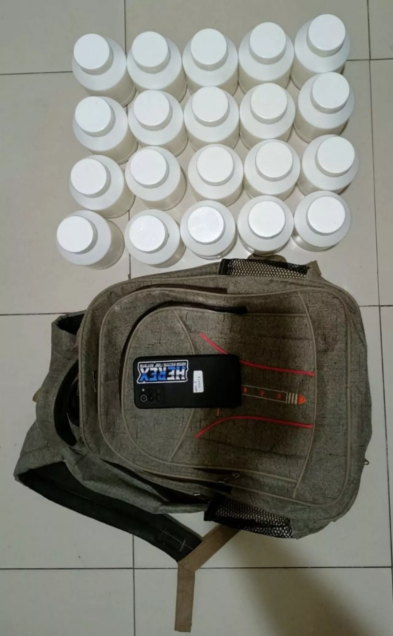 Polres Mojokerto Berhasil Tangkap Pengedar Sabu dan Puluhan Ribu Pil Koplo