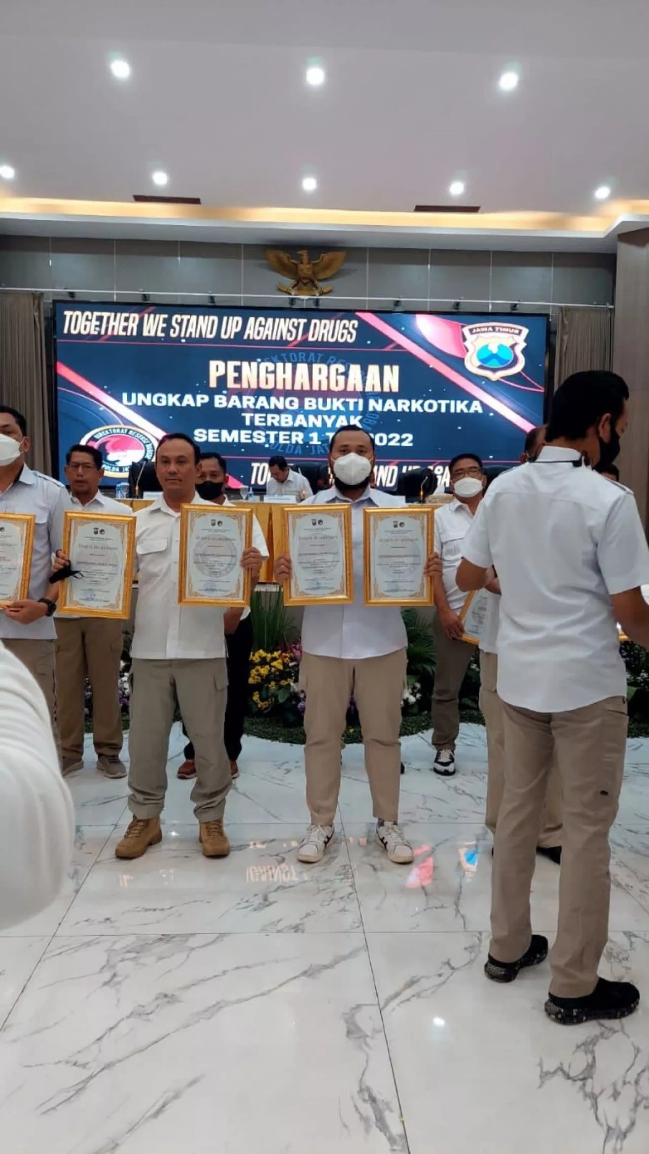 Ungkap Kasus dan Barang Bukti Narkotika Terbanyak, Polres Malang Terima Penghargaan