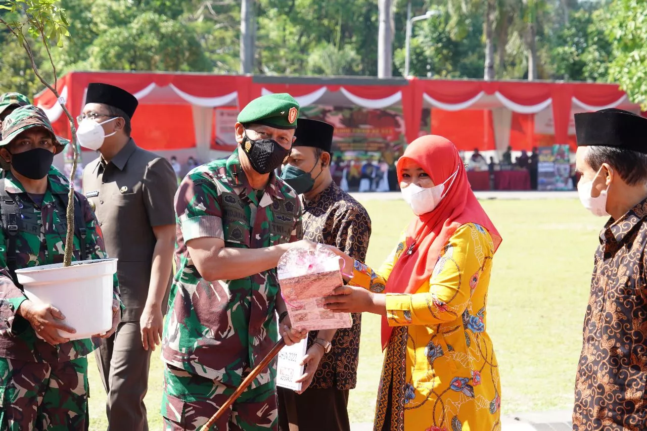 Danrem 084 Bhaskara Jaya Hadiri pembukaan TMMD ke -114 tahun 2022 Kodim 0816 Sidoarjo