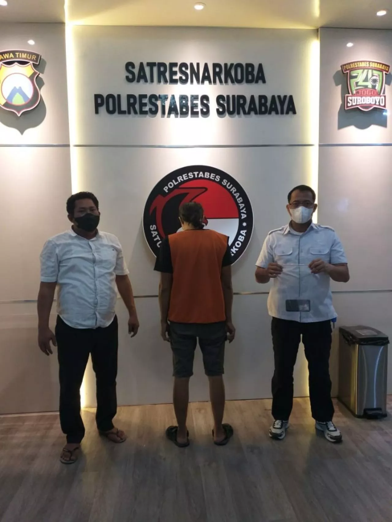 Gegara Bisnis Barang Haram, Warga Rungkut Surabaya Dibekuk Polisi