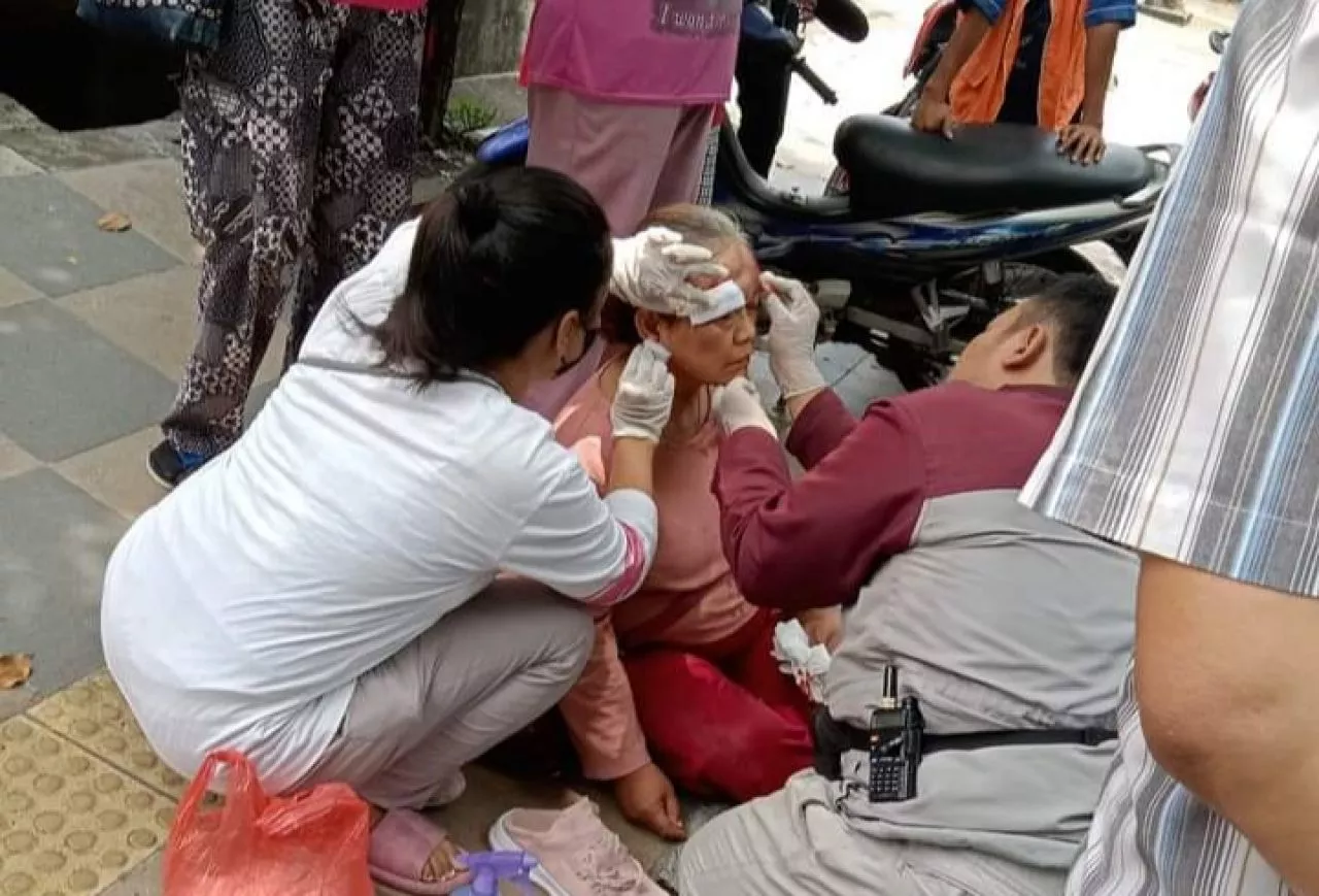 Hati-hati di Jalan, Ada Laka di Belakang Hotel Tentrem Semarang