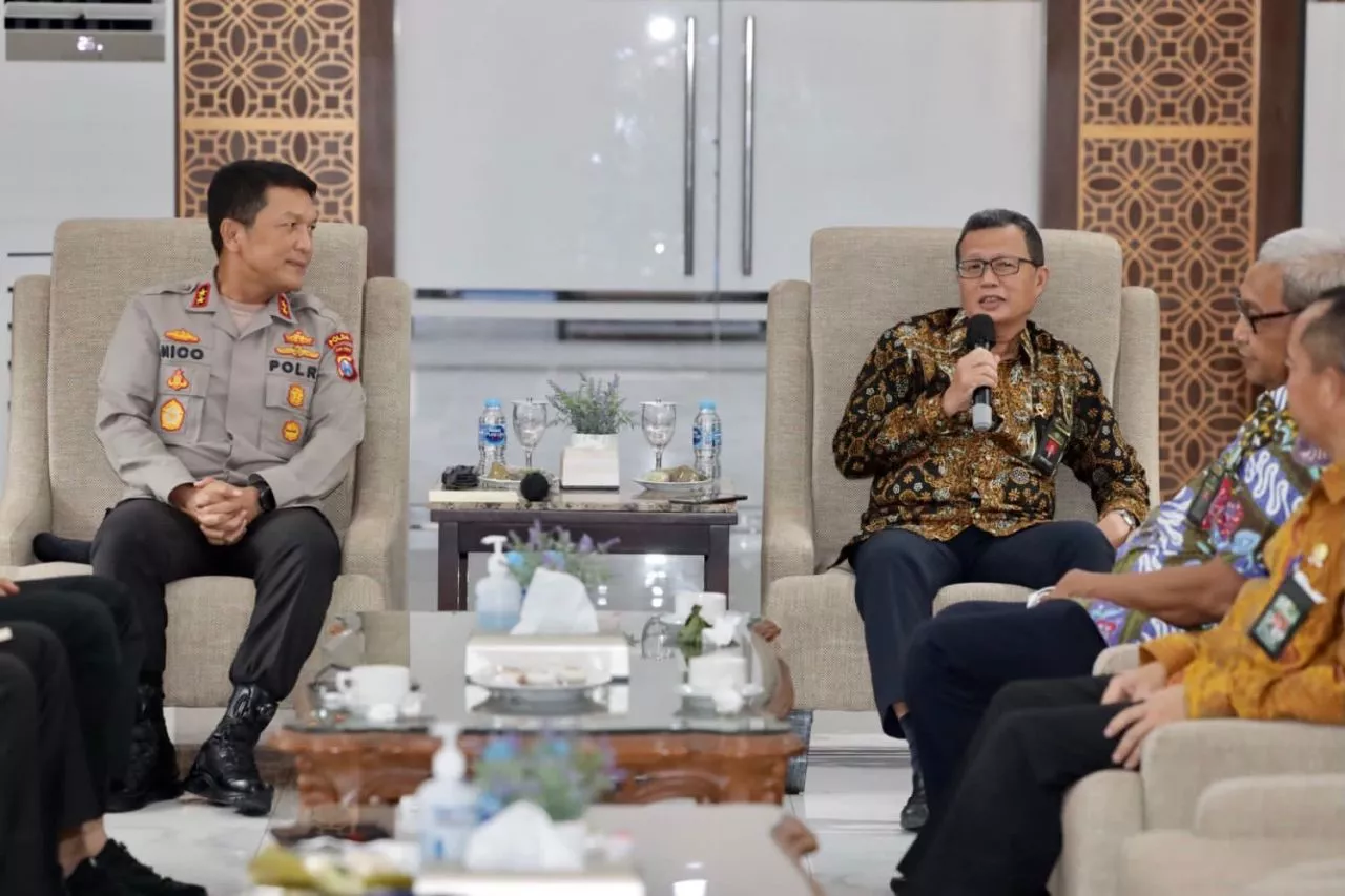 Sinergi Para Penegak Hukum, Kapolda Jatim Sambut Kunjungan Kalanti Surabaya