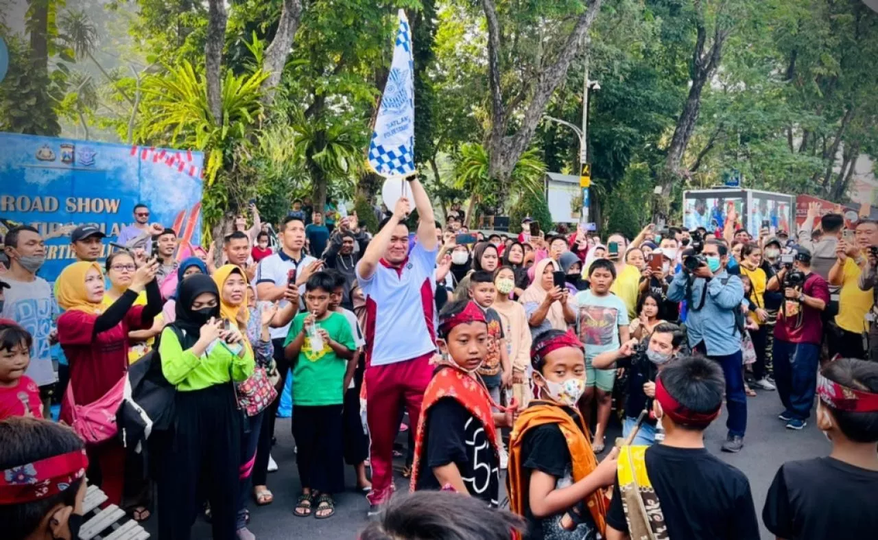 HUT Lantas yang ke 67, Sat Lantas Polrestabes Surabaya gelar Road Show