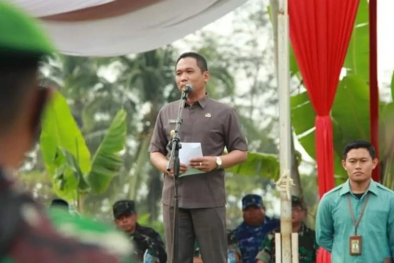 Thoriqul Haq Resmi Membuka TMMD ke 15 di Desa Pakel Lumajang