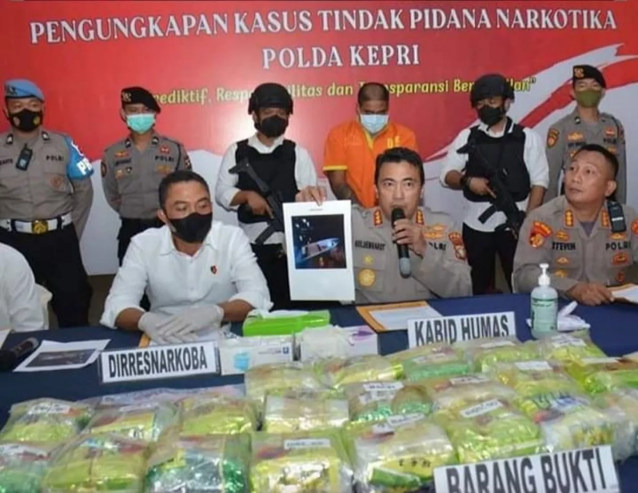 Pelaku Penyelundupan 26,6 Kilogram Sabu di Perairan Nongsa Disergap Polisi