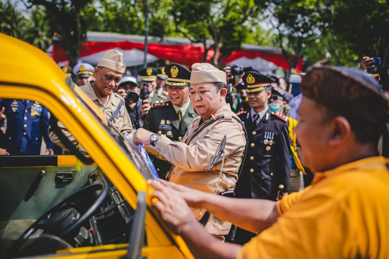 Tekan Inflasi, Pemkab Jember Gratiskan Angkot Hingga Akhir 2022