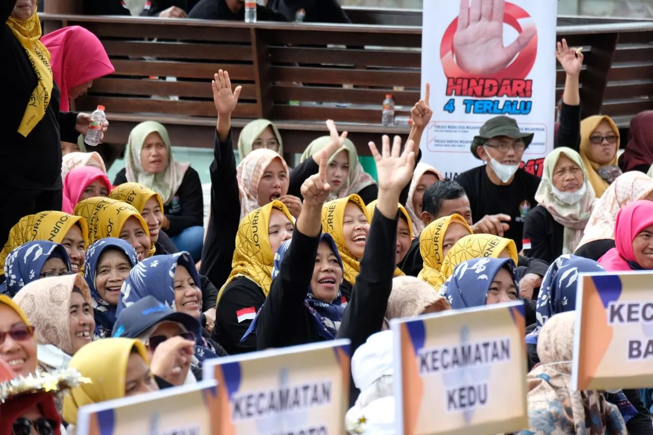 Tinggaktkan Peranan PPKBD, Kelompok KB Temanggung Ikuti Jambore