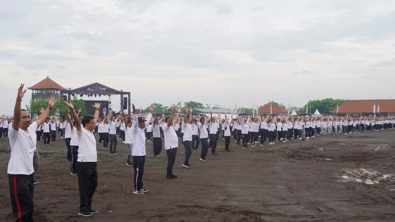Meriahkan Beroperasinya Sirkuit All in One, Pemkab Jembrana Gelar Senam Massal