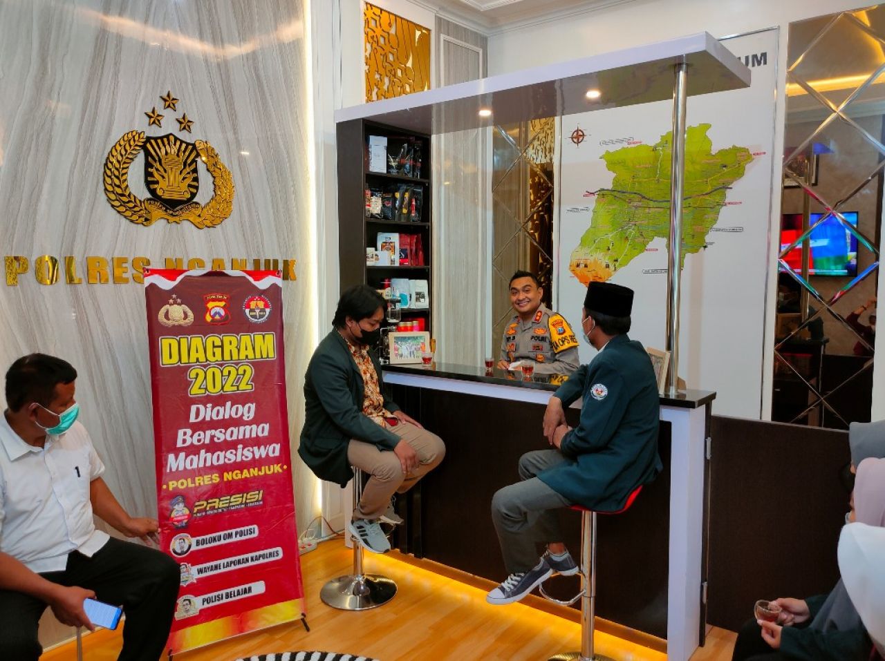 Kapolres Nganjuk Ajak Mahasiswa Dialog Bersama Untuk Nganjuk Lebih Baik