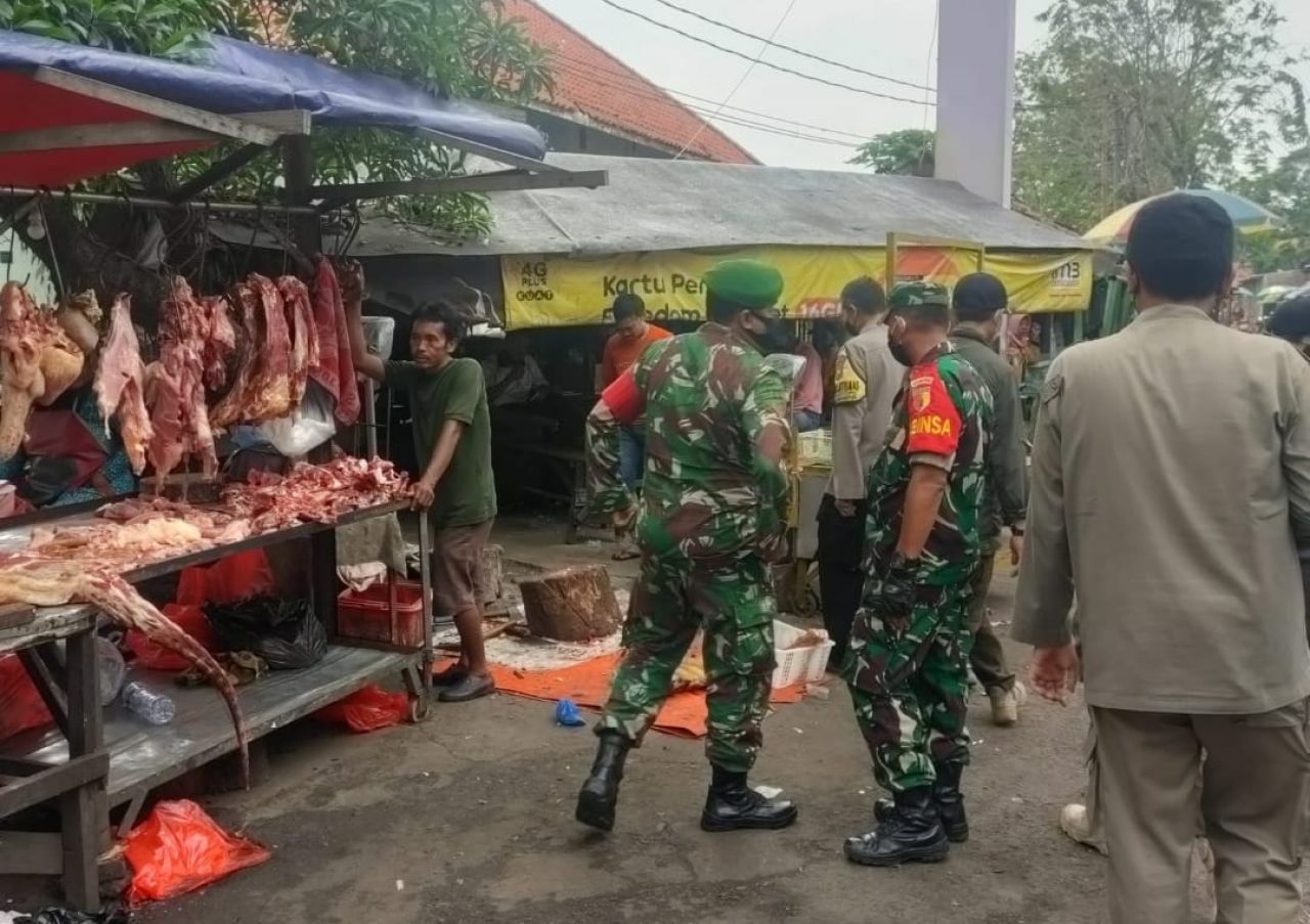 Wilayah Kecamatan Semampir Kembali Ditertibkan Tiga Pilar