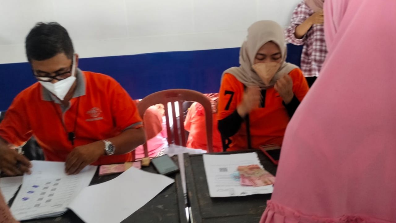 KPM Tak Cair, Warga Kecewa dengan Layanan Kantor Pos Tambelangan