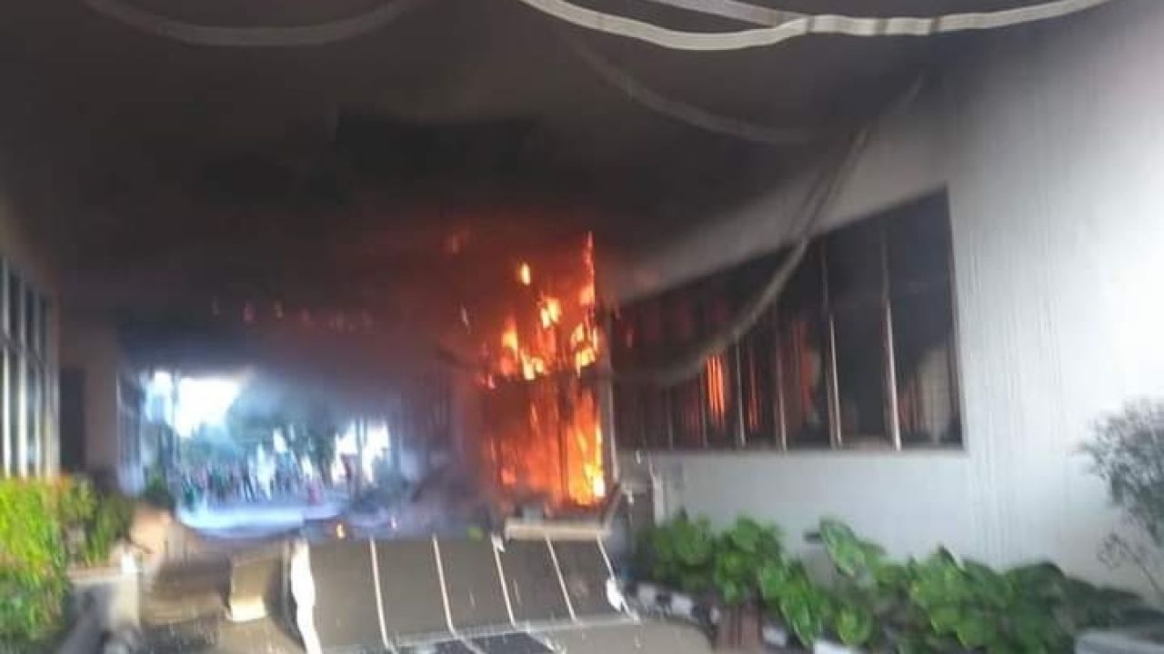 Gedung TK di Menteng Dalam Jaksel Terbakar, 10 Damkar Dikerahkan ke TKP