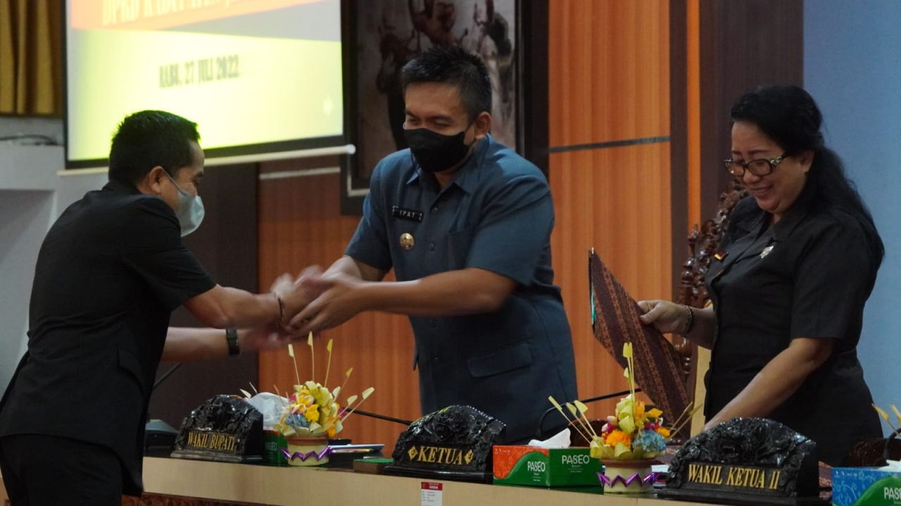 Rapat Paripurna VII Masa Persidangan III DPRD JEMBRANA