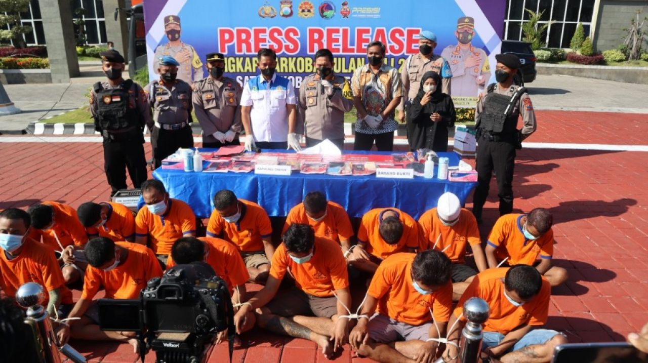 Maraknya Peredaran Narkoba, Polres Gresik Berhasil Amankan 16 Tersangka