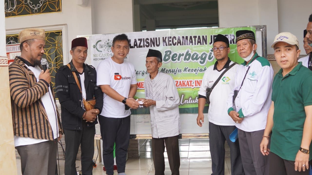 Wabup Ipat Dukung Aksi Sosial Donor Darah di Kelurahan Loloan Timur.