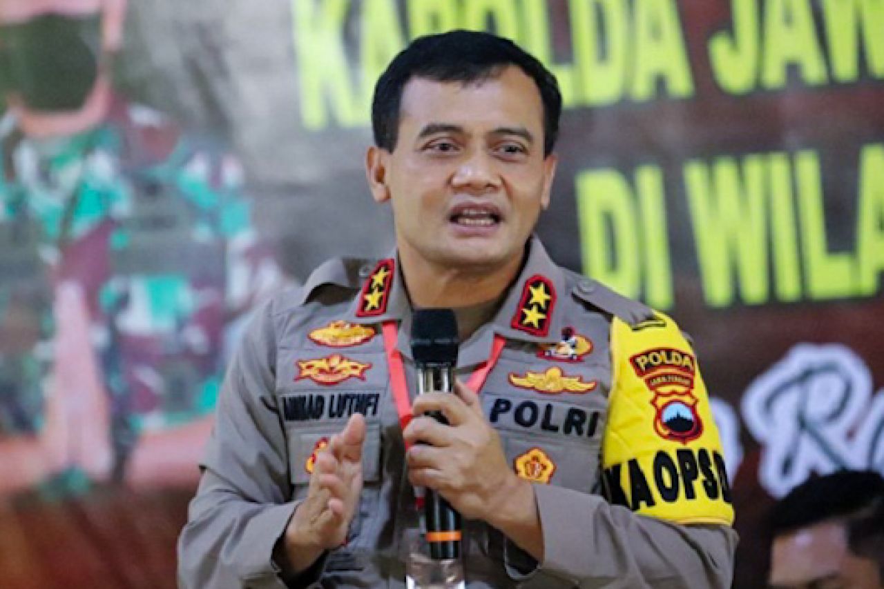 Kapolda Jateng Irjen. Pol. Drs. Ahmad Luthfi.
