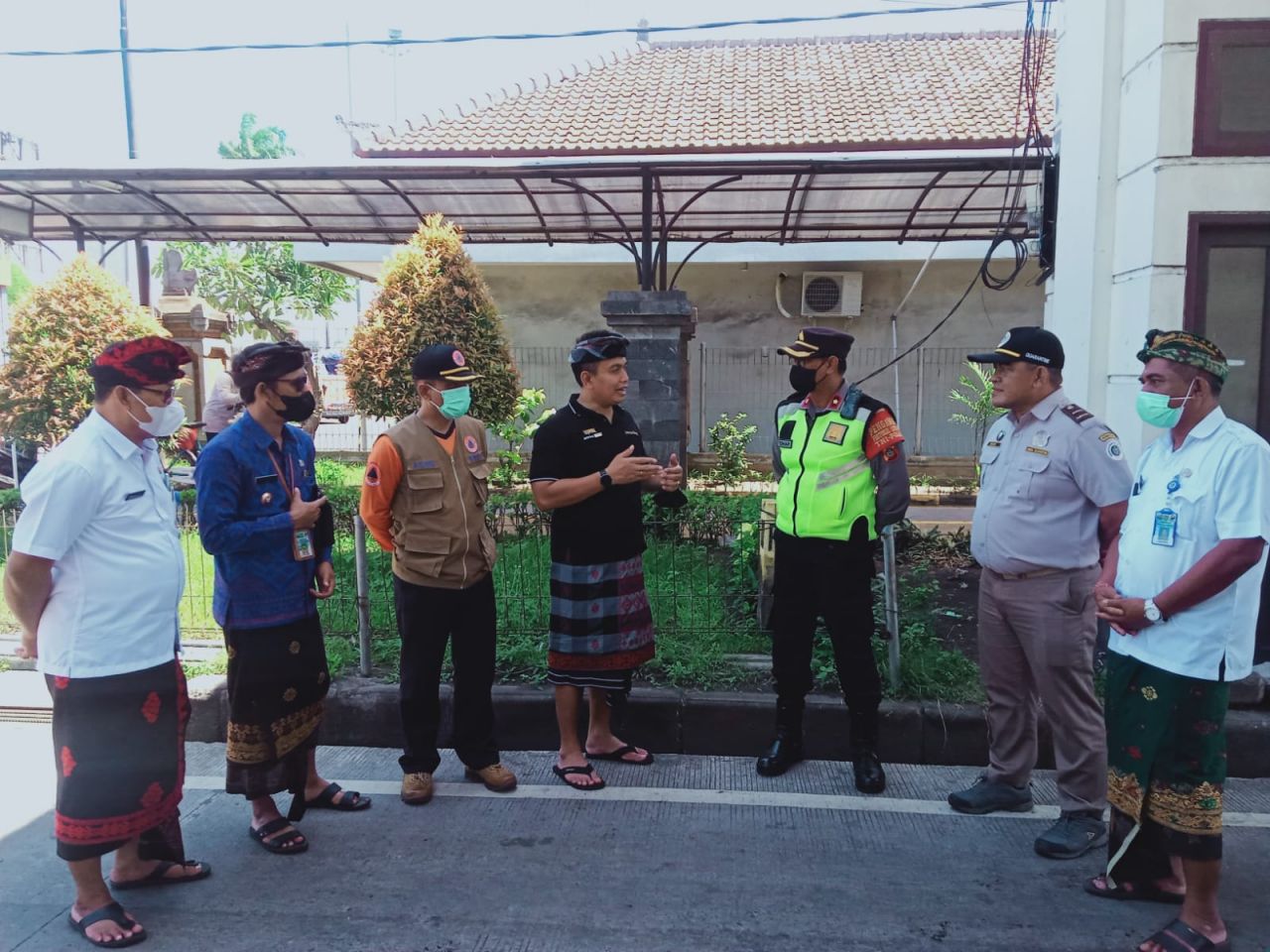 Antisipasi Cegah Virus PMK Masuk Bali Wabup Pantau Pelabuhan Gilimanuk