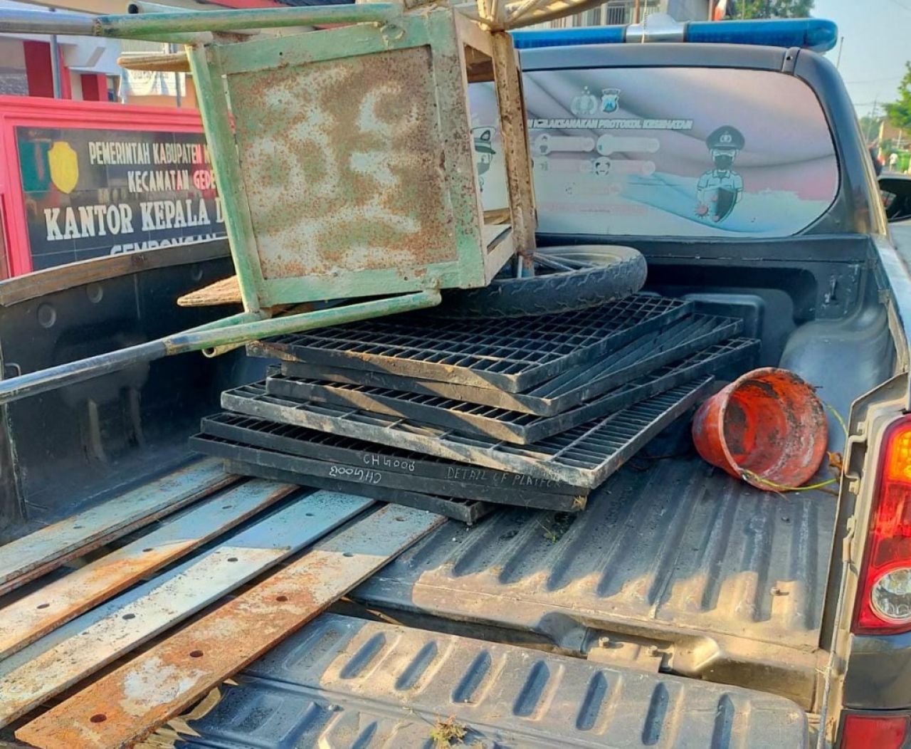 Tak Butuh Waktu Lama, Pencuri Besi di Pabrik Gula Mojokerto Diringkus