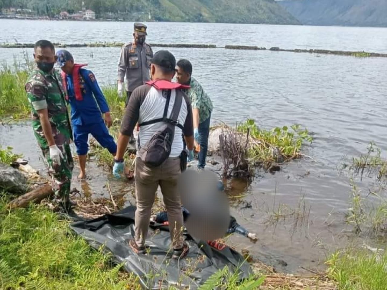 Seorang Perempuan di Desa Sualan Ditemukan Tewas di Bibir Danau Toba