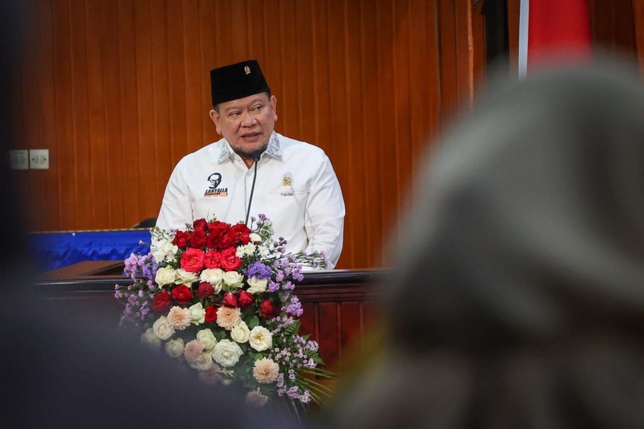 Ketua DPD RI Minta Pemerintah Cermati Badai PHK di Sejumlah Industri Manufaktur