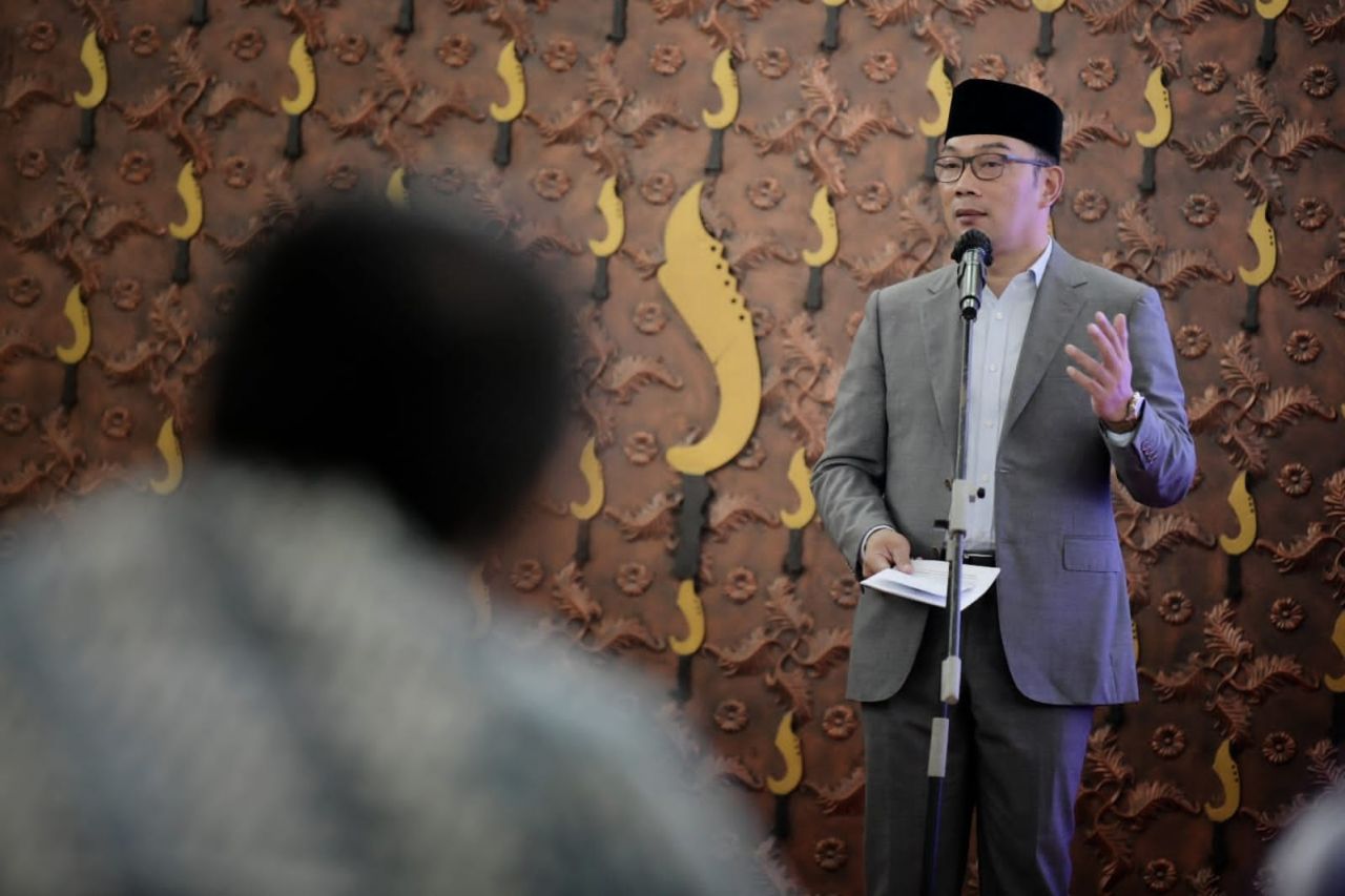 Ridwan Kamil Sampaikan Nota Pengantar Raperda Perubahan APBD 2022