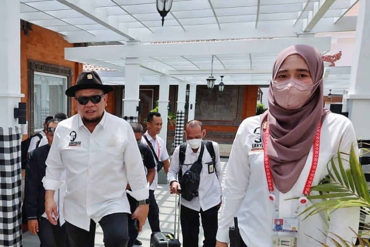 Hadiri KTT G20, LaNyalla Tiba di Bandara Ngurah Rai Bersama Anggota DPD RI