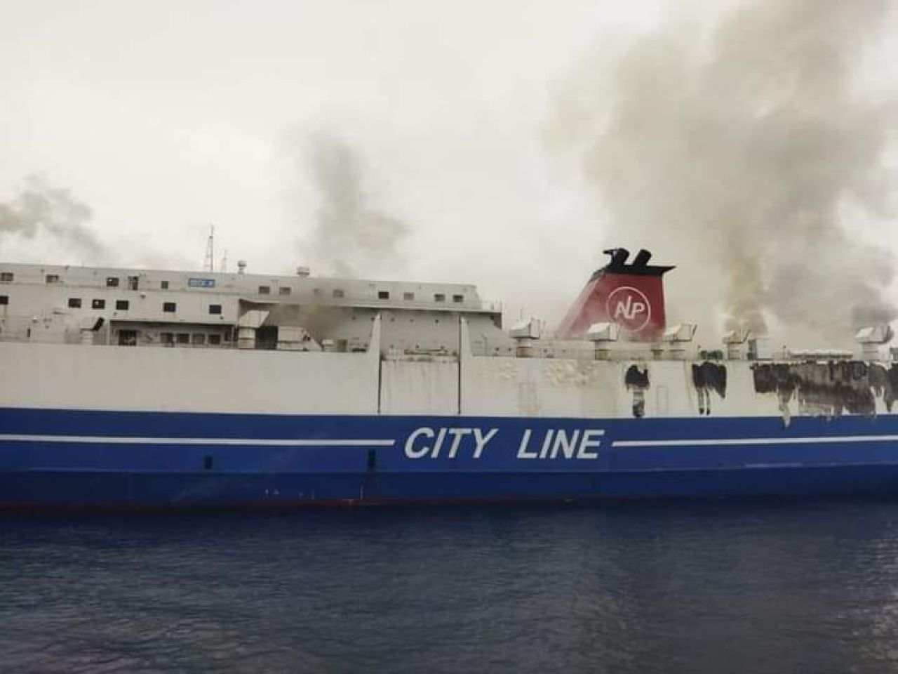 KM Mutiara Timur Terbakar di Karangasem