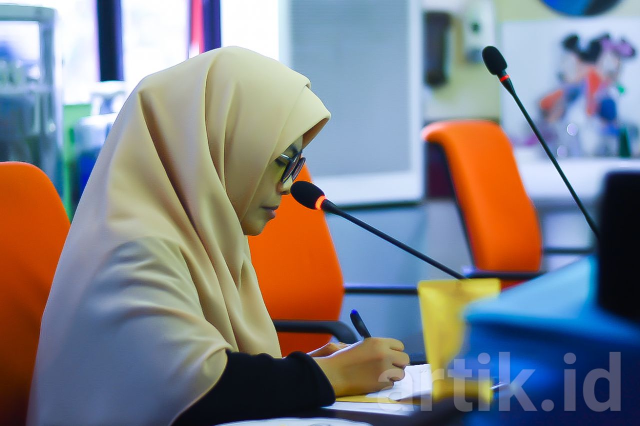 Tak Bisa Bangun Puving, Warga Morokrembangan Mengadu ke DPRD Kota Surabaya