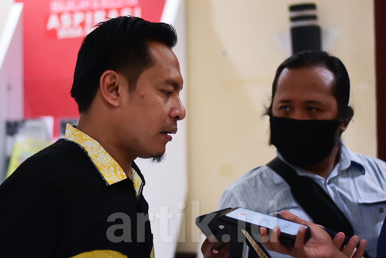 Ketua Fraksi Golkar DPRD Kota Surabaya Arif Fathoni (Foto: Fudai)