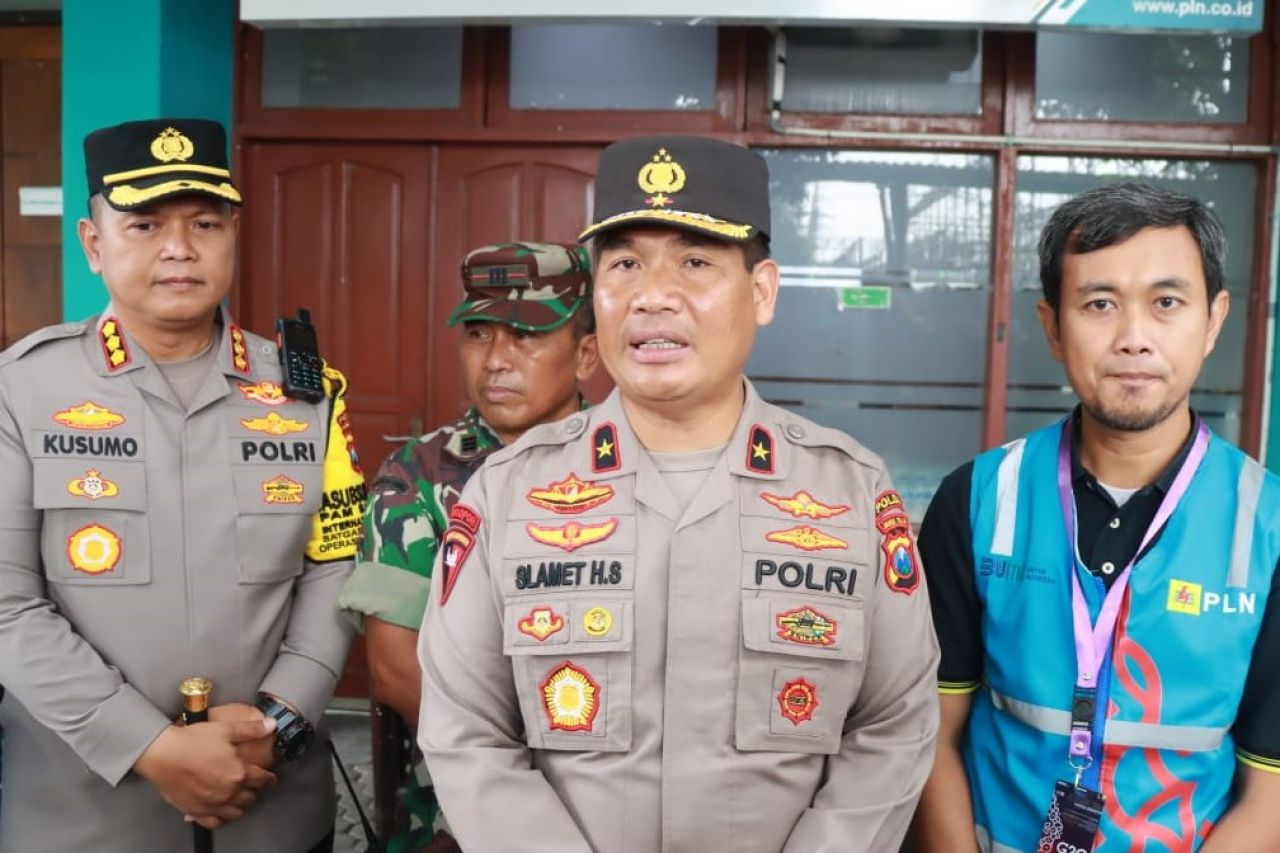Sokong KTT G20 Bali, Wakapolda Jatim Cek Pasokan Listrik di Sidoarjo