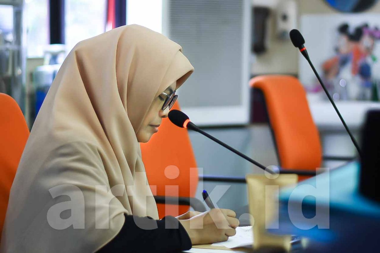 Sekretaris Fraksi PKS DPRD Kota Surabaya Aning Rahmawati