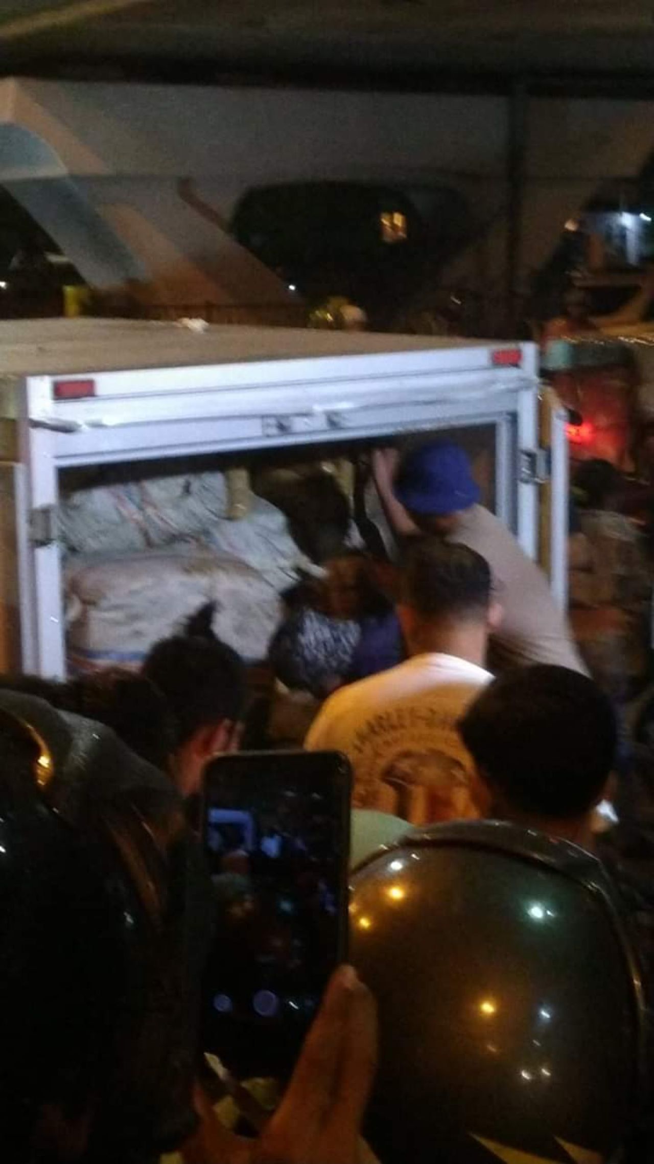 Polisi Gagalkan Penyelundupan Satu Ton Ganja di Flyover Padang Bulan